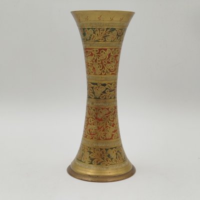 купить Вазочка вытянутой формы с расширяющейся горловиной, латунь, гравировка, холодные эмали, Индия, 1970-1990 гг.