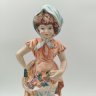 Купить Статуэтка "Девочка с фруктами" в стилистике Capodimonte, фаянс, роспись, Европа, 1970-1990 гг.