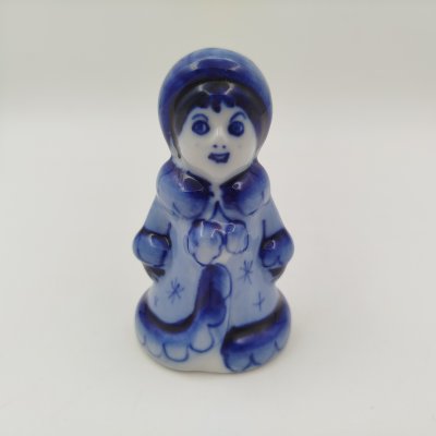 купить Миниатюрная статуэтка "Снегурочка", авт. Гаврилов, исп. Елисеева, Гжель, фарфор, роспись, Россия, 1991-2010 гг.
