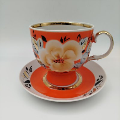 купить Чайная пара с цветочным декором, фарфор, роспись, золочение, Полонский фарфоровый завод, СССР, 1980-1991 гг.