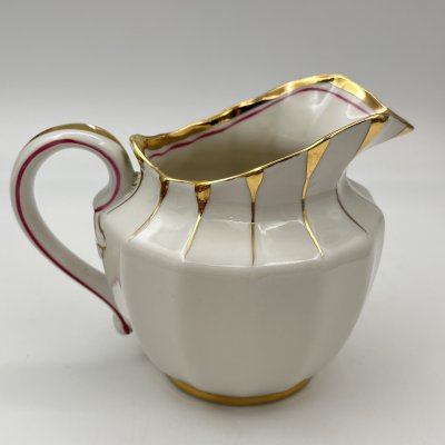 купить Молочник из сервиза "Солнечный дождь", фарфор, золочение, дорисовка, Дмитровский фарфоровый завод (ДФЗ Вербилки), СССР, 1954-1965 гг.