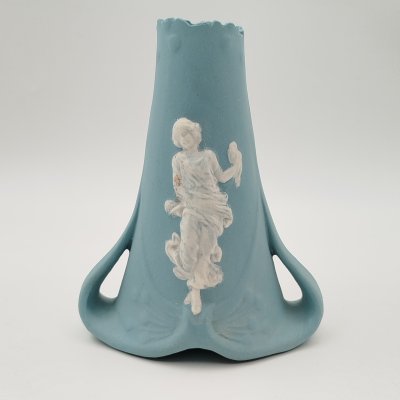купить Ваза в стиле модерн с изображением полуобнаженной девушки, бисквит, крытье, Россия, 1910-1930 гг.