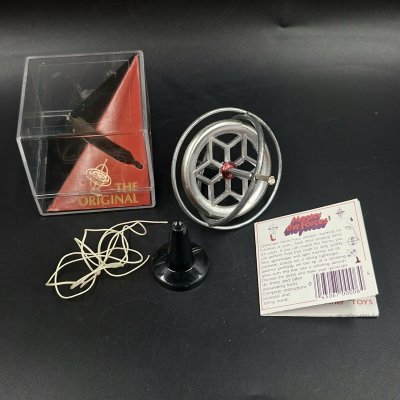 купить Гироскоп винтажный "Master The Forces", металл, пластик, США, 1980-2000 гг.