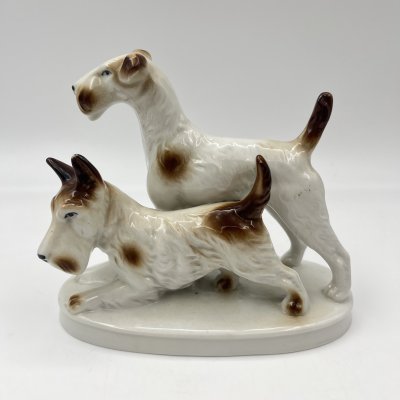купить Статуэтка "Две собаки" (скотчтерьер и эрдельтерьер), фарфор, роспись, Carl Scheidig, Gräfenthal, Германия, 1935-1972 гг.