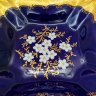 Купить Салатник кобальтого оттенка с цветочным декором, фарфор, крытье, деколь, золочение, Франция, 1960-1980 гг.