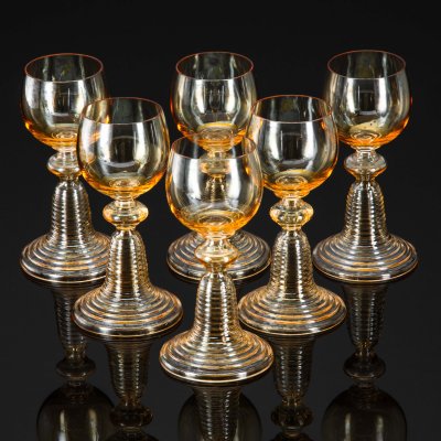 купить Набор бокалов-рёмеров для вина на 6 персон, цветное стекло, Западная Европа, 1920-1960 гг.