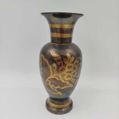 купить Ваза, выполненная в восточном стиле, латунь, Индия, 1980-2000 гг.