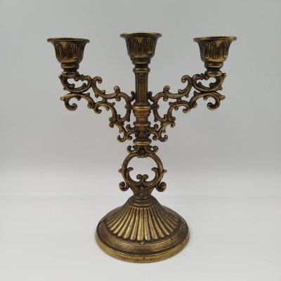 купить Канделябр на три свечи на фигурном основании в виде растительных побегов, металл, бронзирование, Европа, 1990-2010 гг.