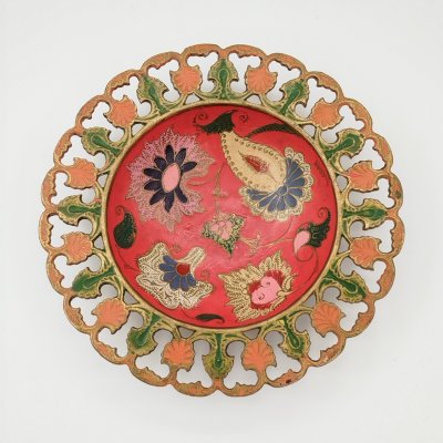 купить Орешница с прорезным бортом в восточном стиле с цветочным узором, латунь, холодный эмали, Индия, 1970-1990 гг.