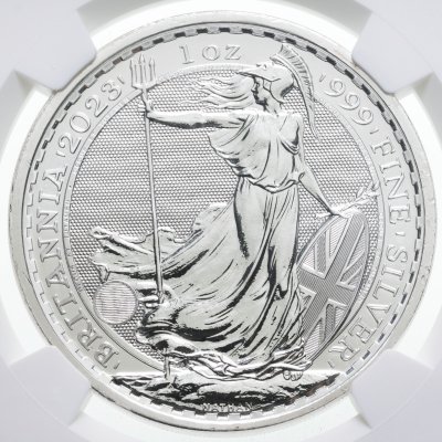 купить Великобритания 2 фунта (pounds) 2023, в слабе NGC MS69, стоящая Британия, с портретом Королевы Елизаветы II