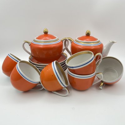 купить Сервиз чайный оранжевого оттенка на 6 персон, украшенный синими линиями (14 предметов, фарфор, крытье, золочение, Дмитровский фарфоровый завод (ДФЗ Вербилки), СССР, 1954-1965 гг.