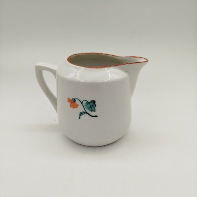 купить Молочник с растительным декором, фарфор, роспись, Кузяевский фарфоровый завод, СССР, 1946-1961 гг.