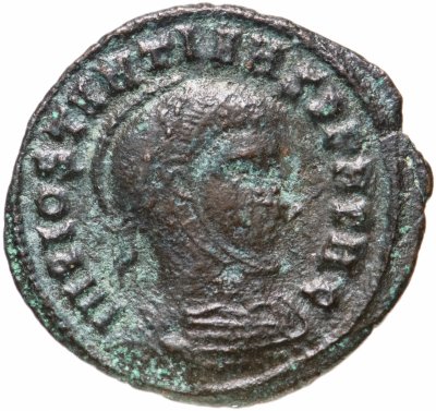 Купить Римская Империя, Константин I, 306–337 гг, Нуммий (реверс: две Виктории стоят лицом друг к другу и держат щит)