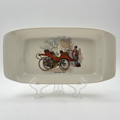 купить Лоток для мелочей, украшенный изображением автомобиля "Lanchester 1895", фаянс, деколь, Западная Европа, 1950-1970 гг.