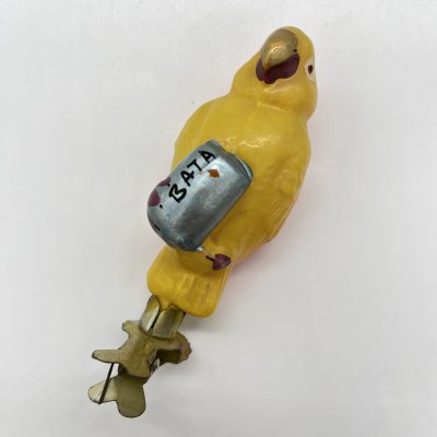 купить Игрушка ёлочная на прищепке "Попугай с ватой" (из набора "Доктор Айболит"), стекло, краска, металл, Завод стеклянных ёлочных украшений и оптических изделий, г. Москва, СССР, 1950-1960 гг.