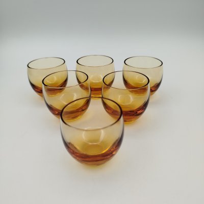 купить Набор из 6-ти стопок медового оттенка, стекло, Чехословакия, 1970-1990 гг.