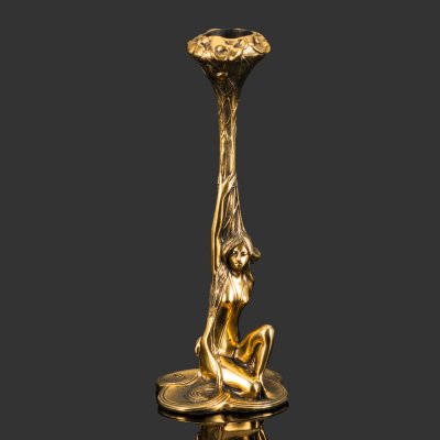 купить Подсвечник "Дева и букет цветов", бронза, патина, Российская Федерация, 2025 г.