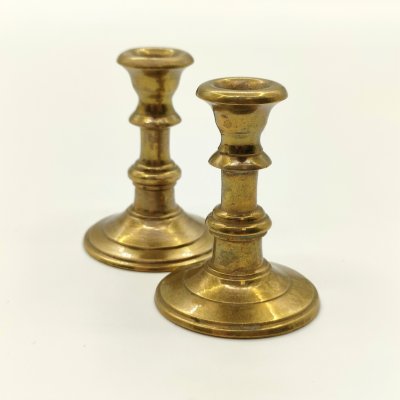 купить Парные подсвечники лаконичной формы на одну свечу, латунь, Азия, 1970-1990 гг.