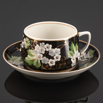 купить Пара чайная "Калина", фарфор, роспись, крытье, золочение, Дмитровский фарфоровый завод (ДФЗ Вербилки), СССР, 1935-1946 гг.