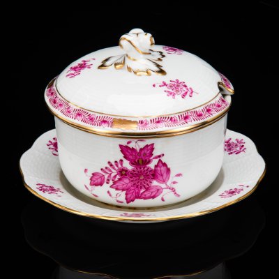 купить Горчичница (соусник), выполненная в фирменном дизайне "Chinese Bouquet/Apponyi Purpur", фарфор, роспись, золочение, Herend (Херенд), Венгрия, 1960-1986 гг.