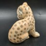 Купить Статуэтка "Маленький леопард", скульптор П.П. Веселов, фарфор, аэрография, роспись, Ленинградский фарфоровый завод (ЛФЗ), СССР, 1970-1990 гг.