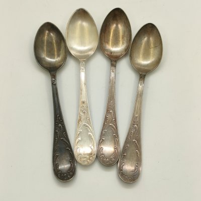 купить Набор из 4-х чайных ложек с растительным декором (в подборе), мНЦ (медь-никель-цинк), Кольчугинский завод цветных металлов, СССР, 1950-1990 гг.