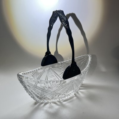 купить Салатник-ладья с металлической ручкой, хрусталь, металл, СССР, 1970-1990 гг.