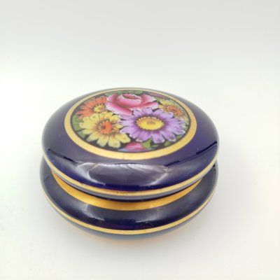 купить Шкатулка кобальтового цвета, украшенная изображением цветов, фарфор, роспись, золочение, Lichte Porzellan (Лихте), Германия, 1954-1972 гг.