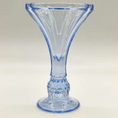 купить Ваза (подсвечник) синего оттенка на ножке с рельефным декором, цветное стекло, пресс, Восточная Европа, 1960-1980 гг.