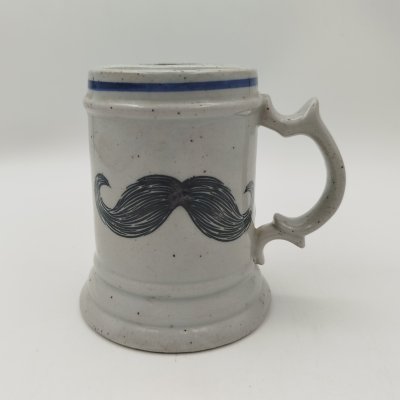 купить Кружка для усатых джентельменов, керамика, крытье, деколь, Западная Европа, 1980-2000 гг.