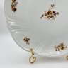 Купить Блюдо сервировочное, украшенное изображениями цветов, фарфор, деколь, Западная Европа, 1970-1990 гг.