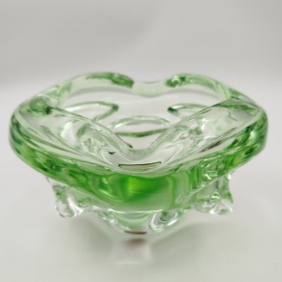 купить Пепельница необычной формы зеленого оттенка, цветное стекло, гутная техника, Чехословакия, 1970-1990 гг.