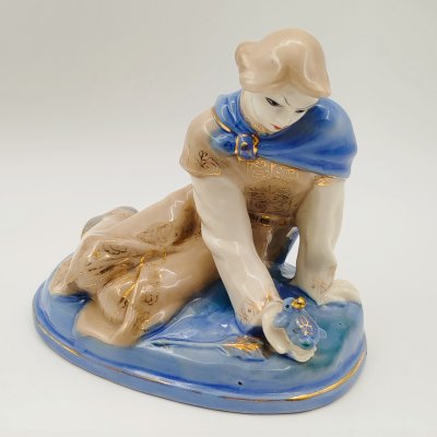 купить Статуэтка "Иванушка и царевна-лягушка", автор Л. П. Азарова, фарфор, роспись, золочение, Турыгинский фарфоровый завод артели «Художественная керамика» (Гжель), СССР, 1950-1960 гг.