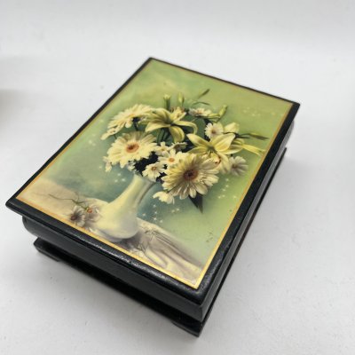 купить Лаковая шкатулка "Цветы", папье-маше, деколь, Россия, 2000-2015 гг.