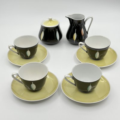 купить Набор кофейный, выполненный в минималистичном дизайне, на 4 персоны (10 предметов), фарфор, крытье, VEB Porzellanfabrik Uhlstädt, ГДР, 1962-1968 гг.