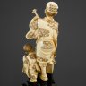 Купить Окимоно (статуэтка) "Музыкант с карако", период Тайсё, кость, резьба, тонировка, чернение, Япония, 1912-1926 гг.