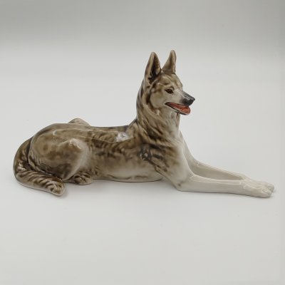 купить Статуэтка "Немецкая овчарка", автор В.С. Драчинская, фарфор, роспись, Ленинградский фарфоровый завод (ЛФЗ), СССР, 1960-1970 гг.