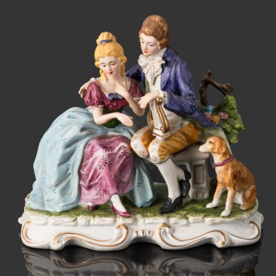 купить Статуэтка "Свидание", бисквит, роспись, Западная Европа, 1980-2000 гг.