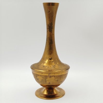 купить Ваза с декором в виде кленовых листьев, металл, Россия, 1980-2000 гг.