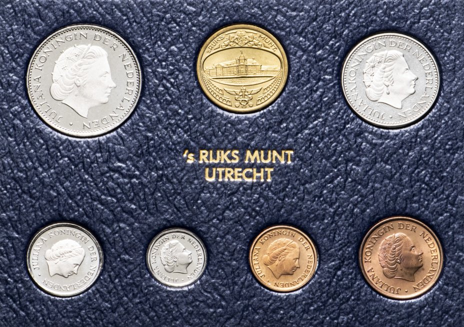 купить Нидерланды набор монет 1980 (6 монет+жетон в футляре)