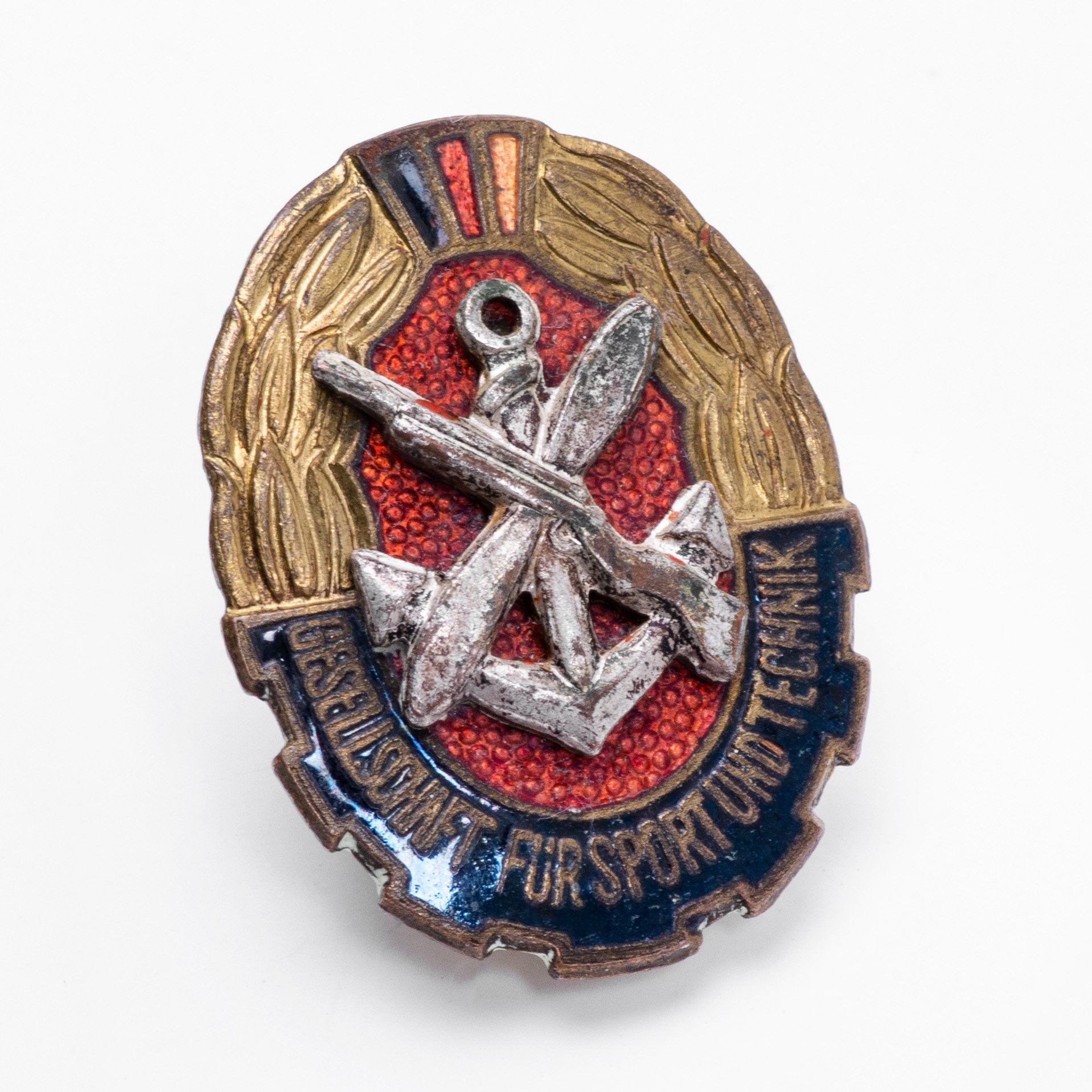 Купить знаки спорта. Немецкий спортивный знак. Знак Германии. Знак спортивное общество. Знак немецкая технология.