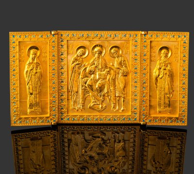 купить Складень "Спас на троне с предстоящими Богородица и Иоанн Предтеча, Владимир и Ольга", медь, золочение, холодная эмаль; в кожаном чехле, Российская Федерация, 2025 г.