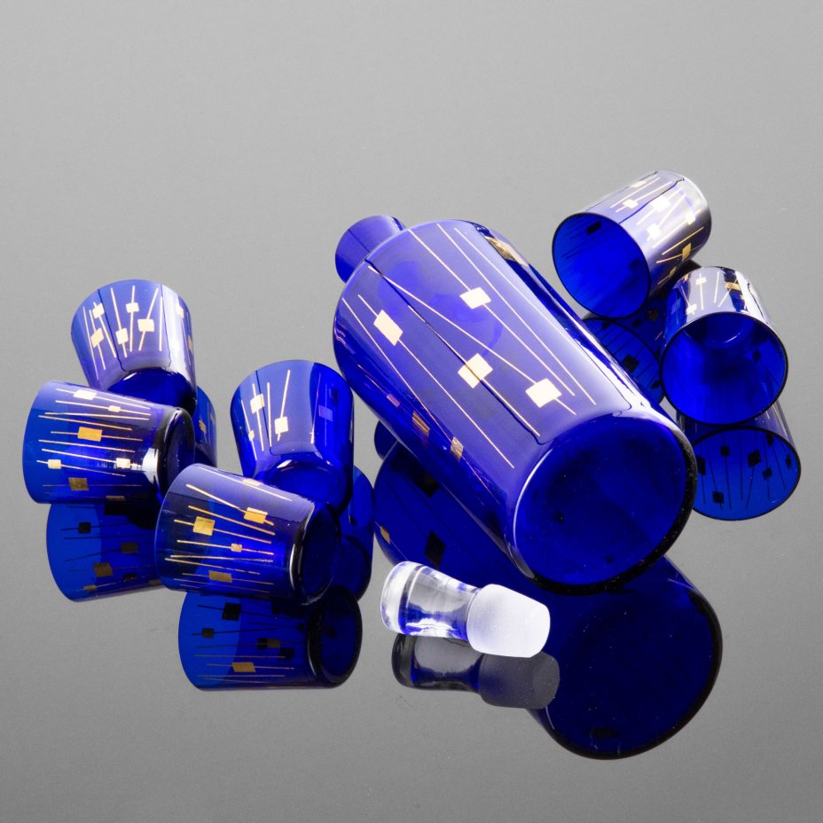 Набор из штофа и 6 стопок с лаконичным декором, стекло, кобальт ...