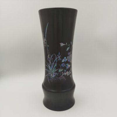 купить Ваза, выполненная в восточном стиле, папье-маше, лак, перламутр, Вьетнам, 1980-1990 гг.