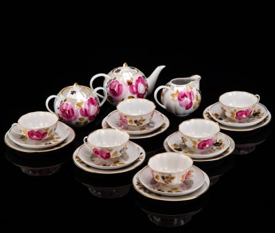купить Сервиз чайный с цветочным декором на 6 персон (21 предмет), фарфор, роспись, люстр, золочение, Дулевский фарфоровый завод (Дулёво), Россия, 1989 г.