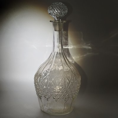 купить Штоф с геометрическим декором (большой), стекло, пресс, СССР, 1960-1980 гг.