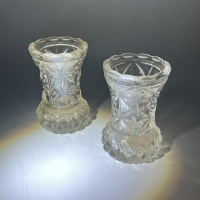 купить Набор из 2 миниатюрных вазочек с геометрическим декором, стекло, пресс, СССР, 1970-1990 гг.