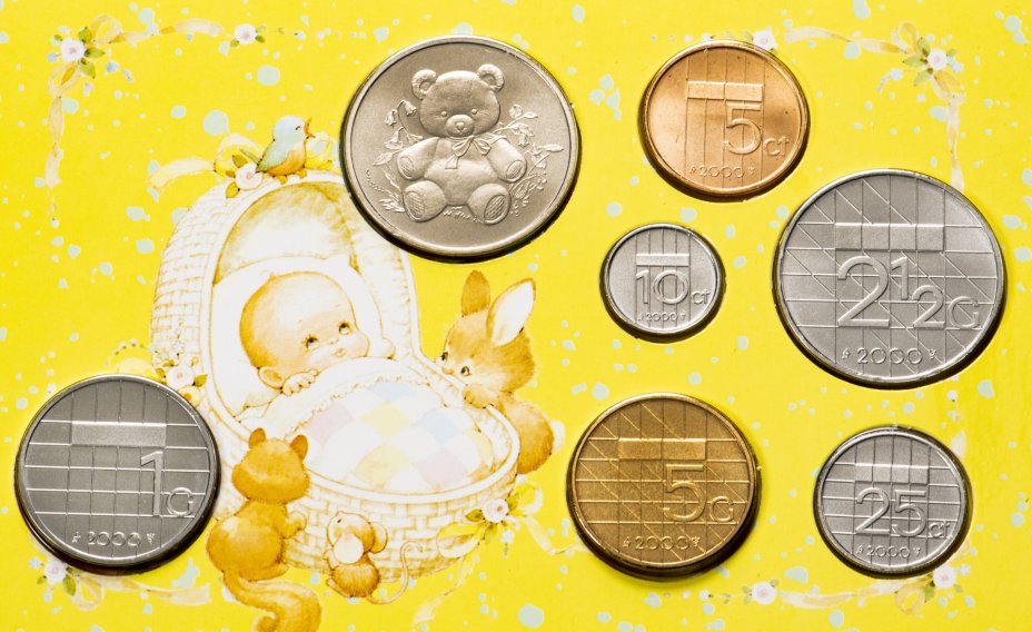 купить Нидерланды 2000 официальный набор из 6 монет и жетона "Для самого милого ребенка" в буклете