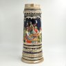Купить Крупный пивной кувшин (3 литра), с рельефным изображением жанровой сцены в трактире, керамика, глазурь, люстр, золочение, Marzi & Remy, Германия, 1964-1990 гг.