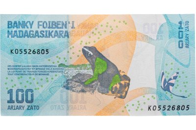 купить Мадагаскар 100 ариари 2017 (Pick 97с) Новая подпись